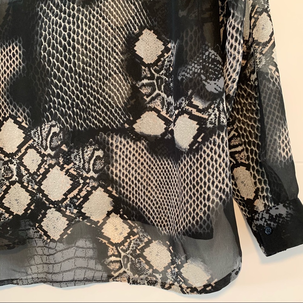 Vero Moda | Patterned See-Through Button Up - Picture 10 of 13